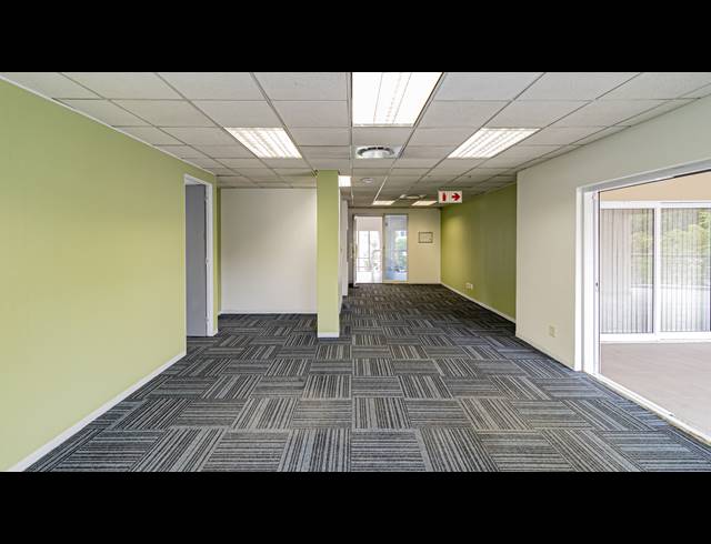 127M² OFFICE TO LET IN FERNDALE